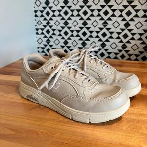 New Balance 811 Rollbar Women's Beige Leather Sneaker Size 8.5 Made in USA